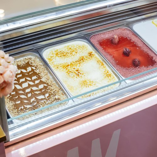 I_Scream_Gelato_Event_Truck_Gelato_Cart_Pants_In_View (1)